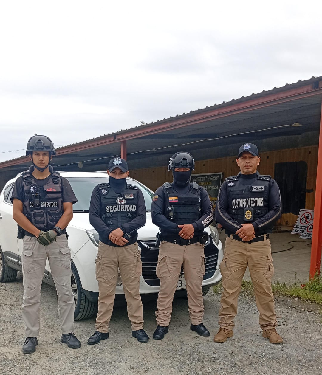 Guardias de Custoprotectors en operativo